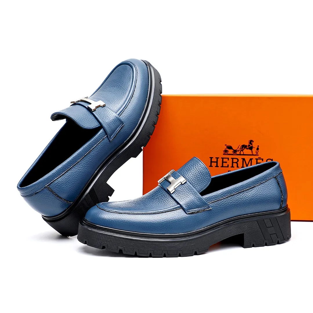 Men's shoes 💰700 💐[HERMES] popular men's shoes counter original items! The world's top brands...Luxury quality...//Fashion and high-end footwear 👍💪🏻...give you a low-key luxury comfort experience👍. The upper is made of pure Italian-imported original top-layer pebbled cowhide. Sweat-absorbent cowhide leather lining. Comfortable and breathable. The original rubber-plastic flower foam light outsole is high-end and classy. Luxurious and noble!! .. OEM factory shipment [Hug] stall.. Original plate. Welcome to taste..39-45 (38.45.46🉑️Customized)